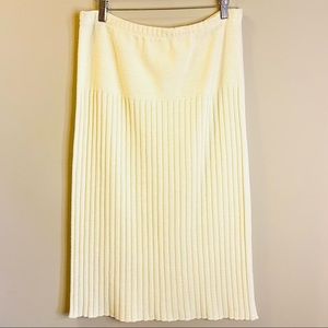 VTG White Wool Ribbed Midi Skirt-31” W